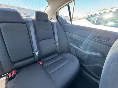 Used 2025 Nissan Altima 2.5 SV image 37