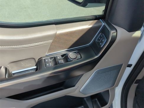 Used 2024 Ford F150 Platinum w/ Equipment Group 703A Plus image 18