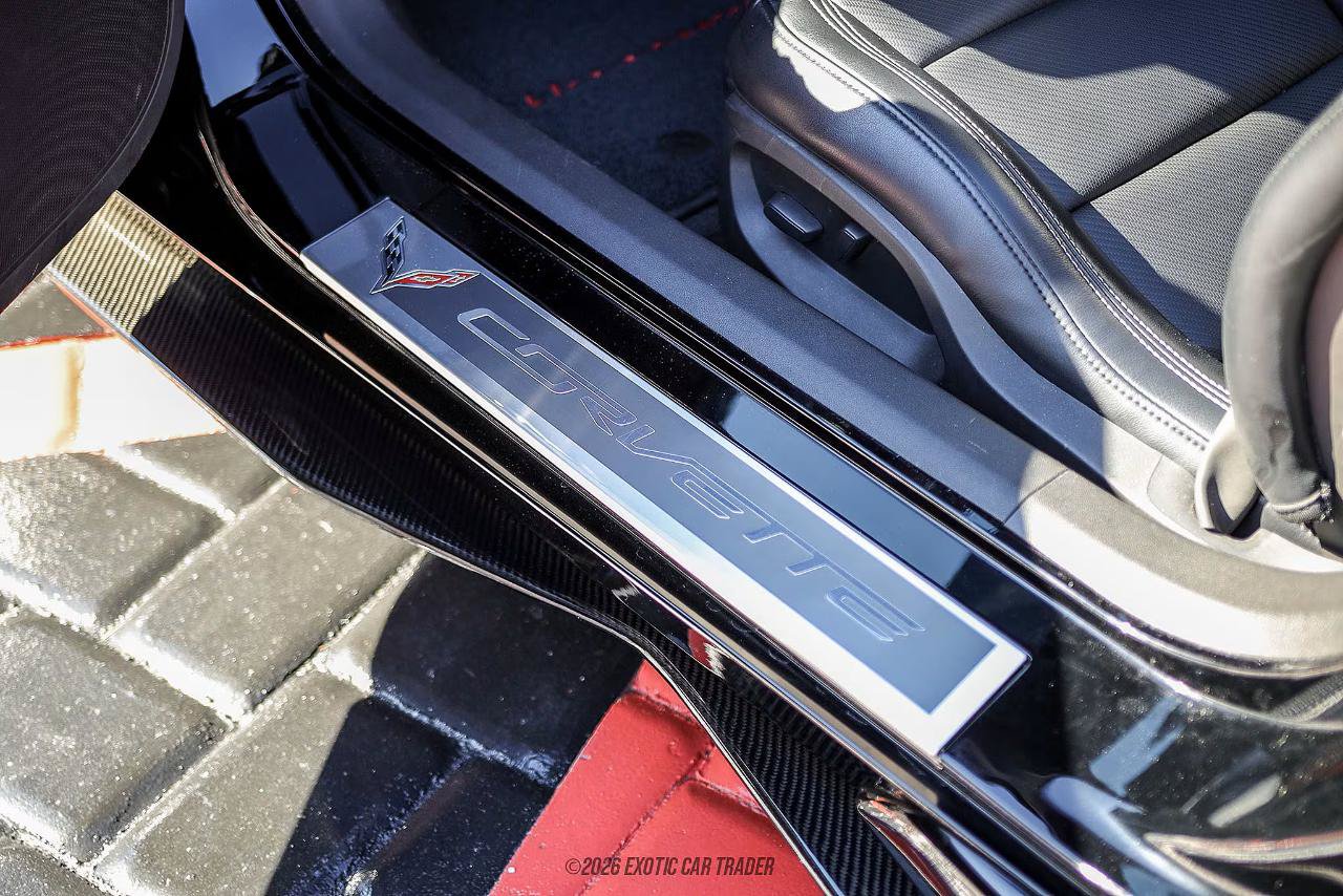 Used 2019 Chevrolet Corvette Z06 RWD image 16