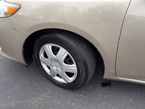 Used 2009 Toyota Corolla FWD image 5