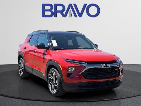 New 2026 Chevrolet TrailBlazer RS w/ Convenience Package image 2