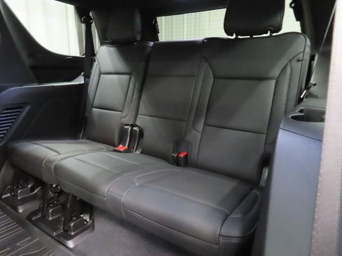 Used 2026 GMC Yukon Denali w/ Denali Reserve Package image 17