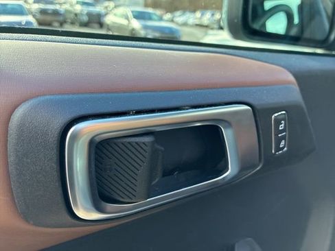 Used 2023 Ford Bronco Outer Banks image 11