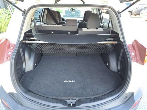Used 2013 Toyota RAV4 XLE AWD/4WD image 25