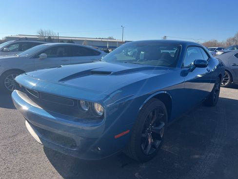 Used 2020 Dodge Challenger SXT w/ Blacktop Package image 1