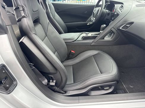 Used 2016 Chevrolet Corvette Stingray Coupe RWD image 14