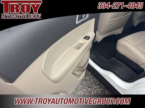 Used 2013 Ford Explorer XLT image 31