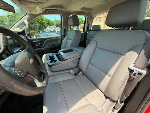Used 2019 Chevrolet Silverado 2500 W/T AWD/4WD image 5