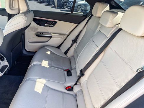 Used 2024 Mercedes-Benz C 300 Sedan image 17