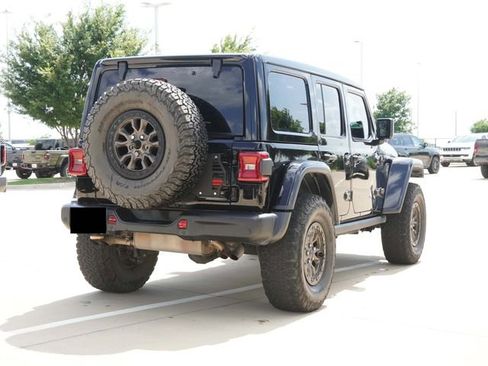 Used 2021 Jeep Wrangler Unlimited Rubicon AWD/4WD image 9