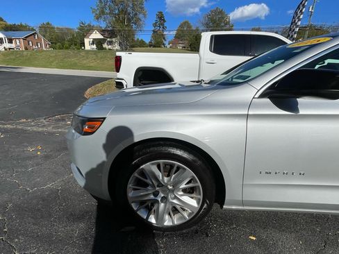 Used 2018 Chevrolet Impala LS image 2