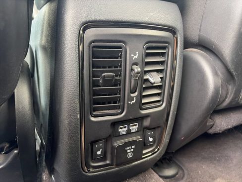 Used 2019 Dodge Durango R/T w/ Trailer Tow Group IV AWD/4WD image 11