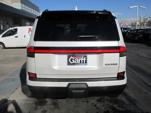 Used 2026 Lexus GX 550 w/ Cold Area Package image 7