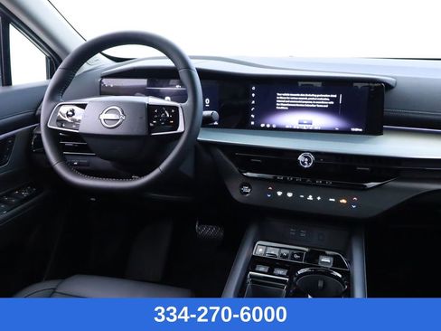 New 2025 Nissan Murano SL image 9