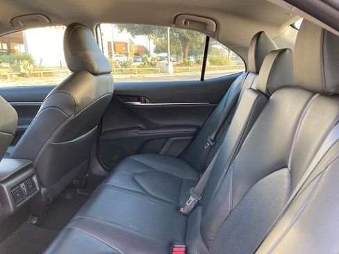 Used 2023 Toyota Camry XLE w/ Cold Weather Package FWD image 9