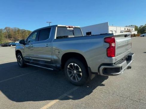 New 2026 Chevrolet Silverado 1500 High Country w/ Technology Package AWD/4WD image 6