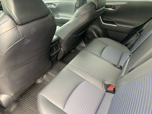 Used 2025 Toyota RAV4 XSE w/ Weather Package AWD/4WD image 14