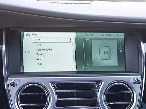Used 2015 Rolls-Royce Ghost RWD image 28