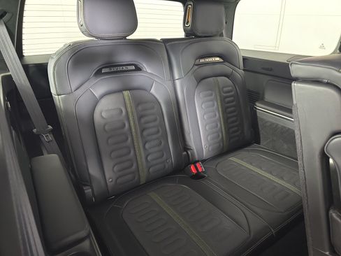 Used 2025 Rivian R1S Adventure AWD/4WD image 25