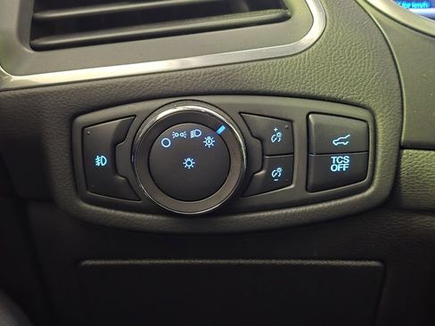 Used 2019 Ford Edge Titanium w/ Equipment Group 301A image 26