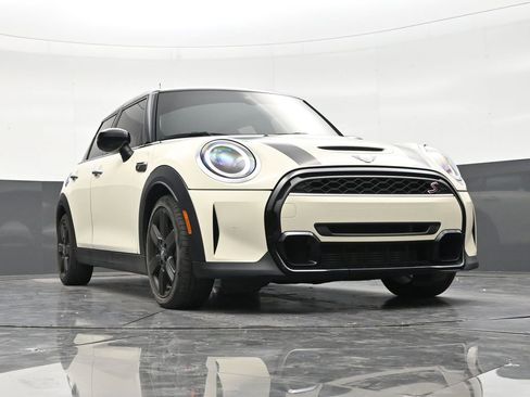 Used 2022 MINI Cooper S FWD image 26