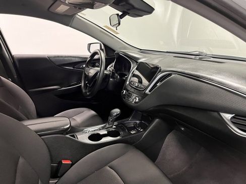 Used 2023 Chevrolet Malibu LT image 11