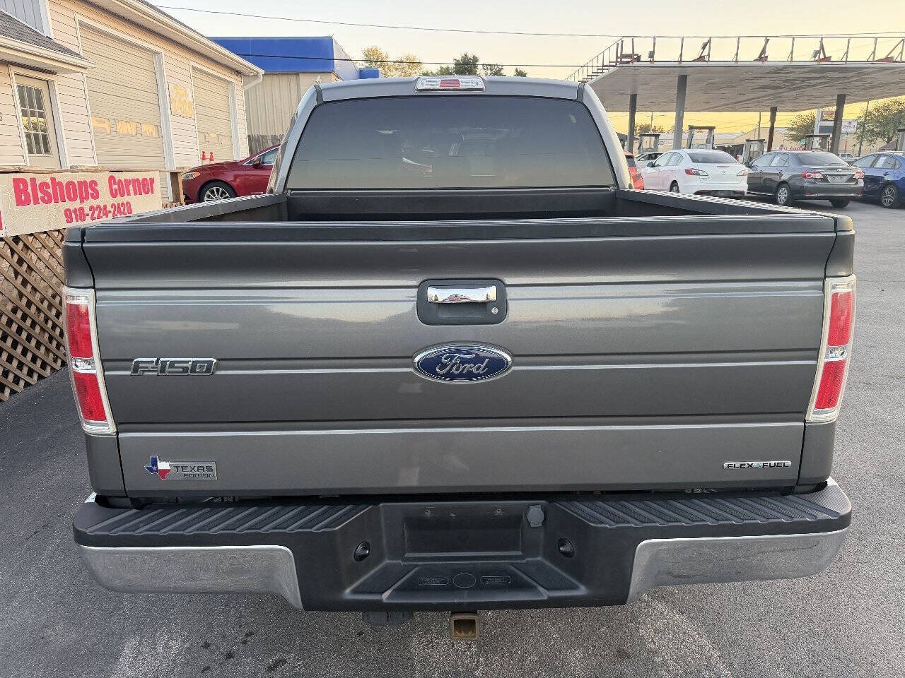 Used 2013 Ford F150 XLT w/ XLT Chrome Pkg RWD image 7