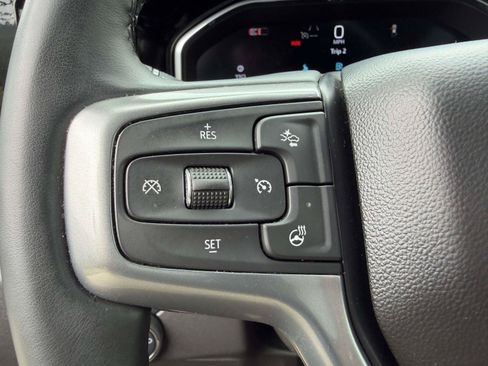 Used 2024 Chevrolet Silverado 1500 LT AWD/4WD image 9