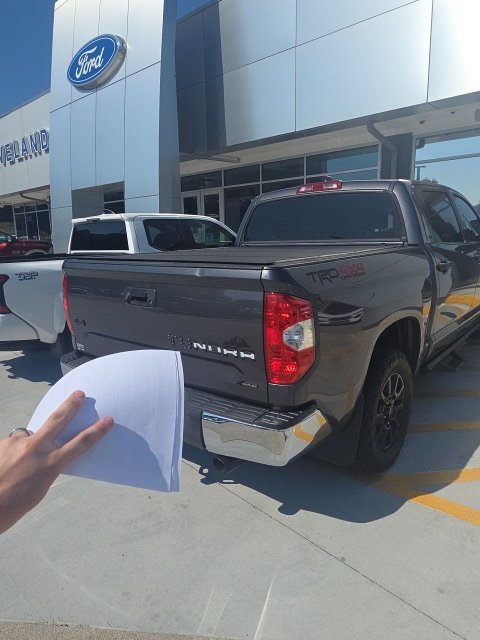 Used 2020 Toyota Tundra SR5 w/ SR5 Upgrade Package AWD/4WD image 44