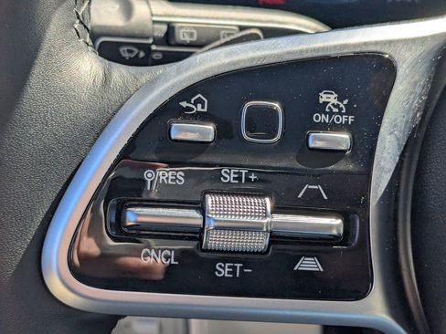 Certified 2022 Mercedes-Benz GLS 450 4MATIC image 11