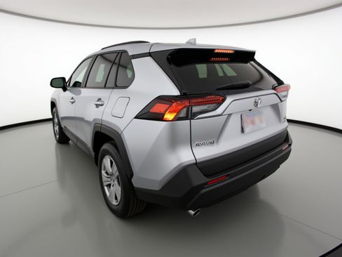 Used 2025 Toyota RAV4 LE image 6