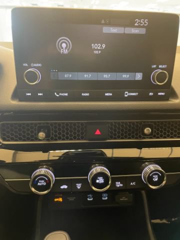 Used 2025 Honda Civic Sport image 22