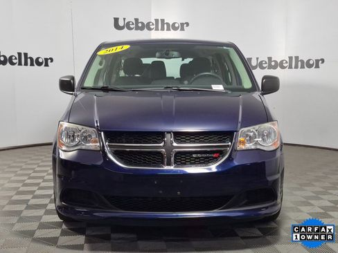 Used 2014 Dodge Grand Caravan American Value Package w/ UConnect Hands-Free Group image 2