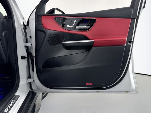 New 2025 Mercedes-Benz GLC 43 AMG 4MATIC image 23