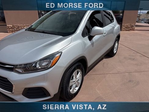 Used 2020 Chevrolet Trax LS w/ Tint and Cruise Package FWD image 2