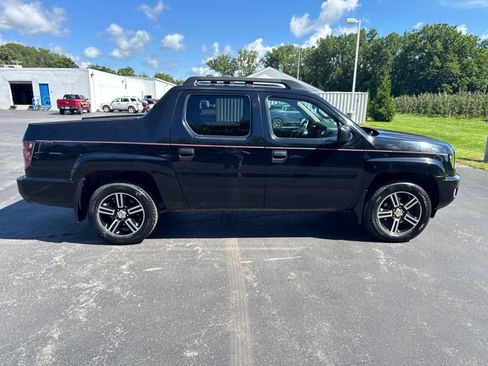 Used 2014 Honda Ridgeline Sport image 9
