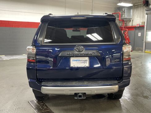 Used 2019 Toyota 4Runner TRD Off-Road image 9