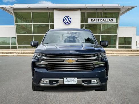 Used 2020 Chevrolet Silverado 1500 High Country w/ Technology Package AWD/4WD image 6