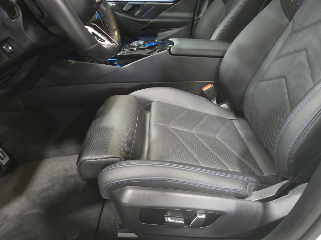Certified 2024 BMW i5 M60 w/ Executive Package AWD/4WD image 19