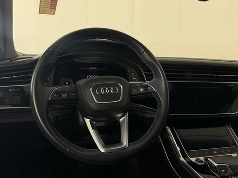 Used 2023 Audi Q8 Premium Plus AWD/4WD image 25