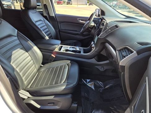 Used 2024 Ford Edge SEL AWD/4WD image 16