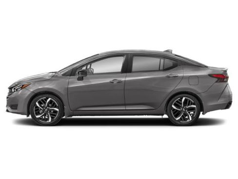 Used 2024 Nissan Versa SR FWD image 3