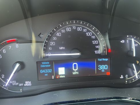 Used 2019 Cadillac XT5 Luxury w/ LPO, Radiant Package AWD/4WD image 9