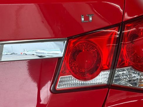 Used 2015 Chevrolet Cruze LT image 22