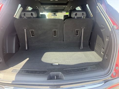 Used 2023 Buick Enclave Essence w/ Experience Buick Package AWD/4WD image 5