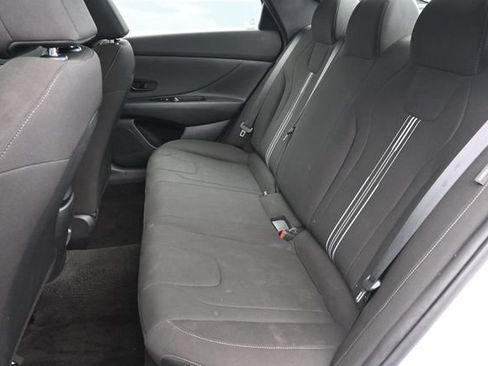 Used 2025 Hyundai Elantra Sport FWD image 26