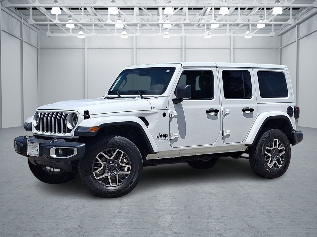 Used 2025 Jeep Wrangler Unlimited Sahara AWD/4WD image 1
