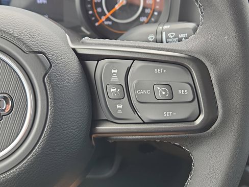 New 2025 Jeep Gladiator Sport image 19