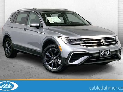 Used 2023 Volkswagen Tiguan SE w/ Panoramic Sunroof Package