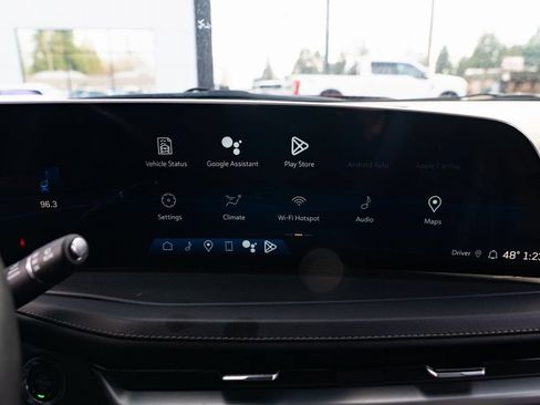 Used 2023 Cadillac XT4 Premium Luxury AWD/4WD image 13